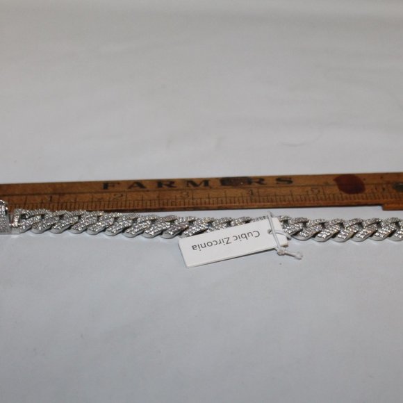 New w Tag Iced Out Bling  CZ Fancy Locking Unisex Statement Bracelet - Picture 4 of 7